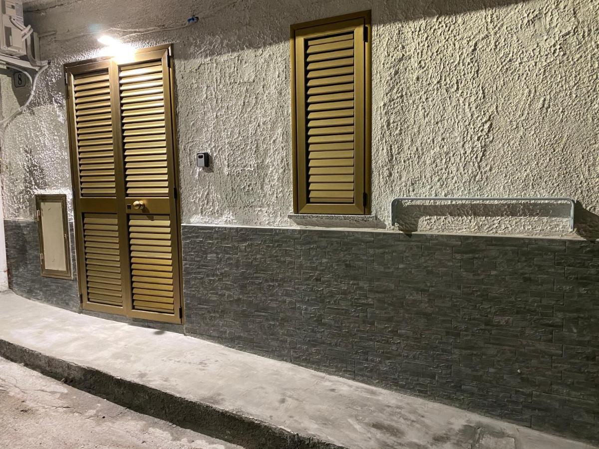 In Centro Rooms Vicino Cefalu Self-Chek-In Кампофеличе ди Рокела Екстериор снимка