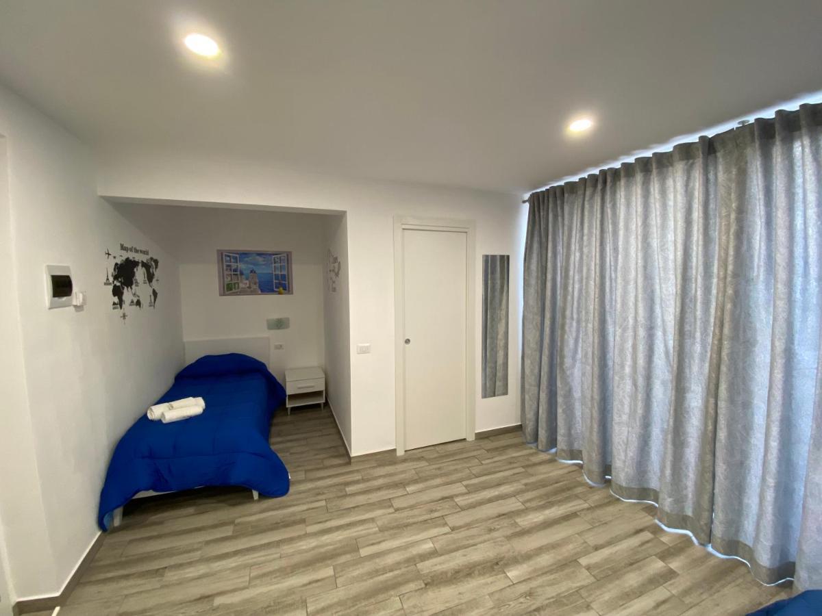 In Centro Rooms Vicino Cefalu Self-Chek-In Кампофеличе ди Рокела Екстериор снимка