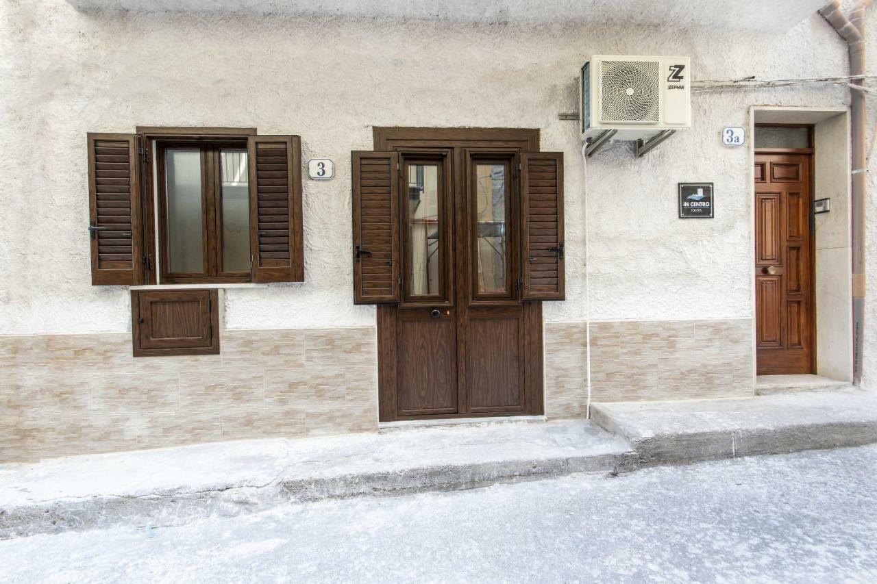 In Centro Rooms Vicino Cefalu Self-Chek-In Кампофеличе ди Рокела Екстериор снимка