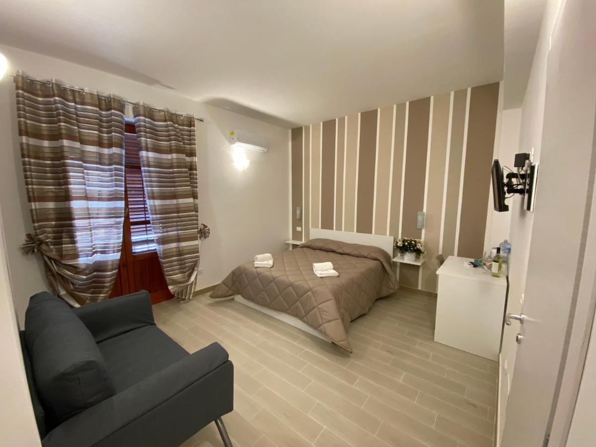In Centro Rooms Vicino Cefalu Self-Chek-In Кампофеличе ди Рокела Екстериор снимка